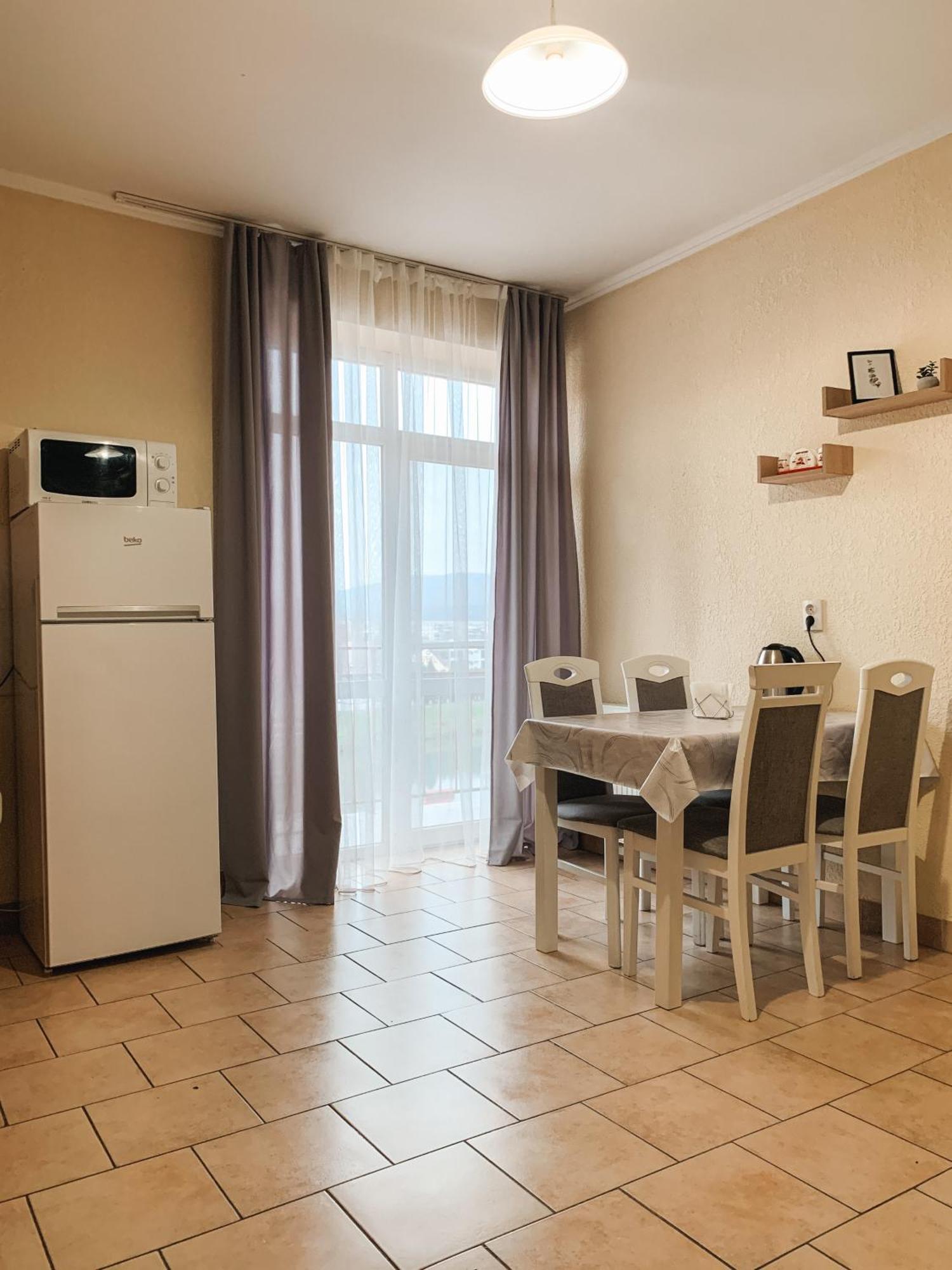 Apartments Domovik Parkaniya, 2A Mukachevo Exterior foto